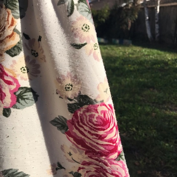 Off-white floral dress - Picture 5 of 5